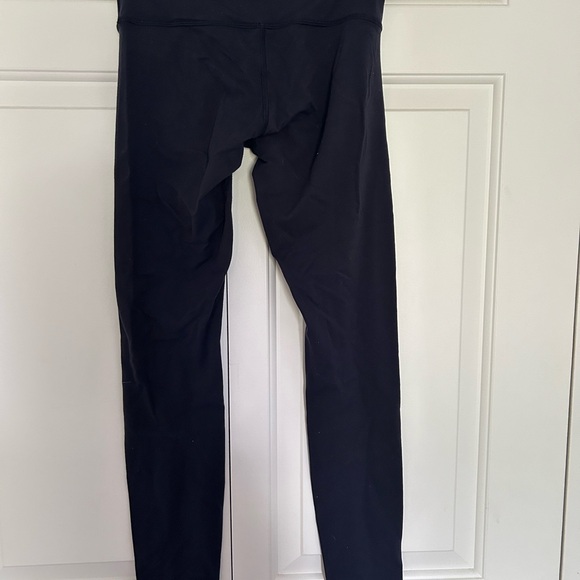 SIZE 4 LULULEMON NAVY LEGGINGS - Picture 2 of 3